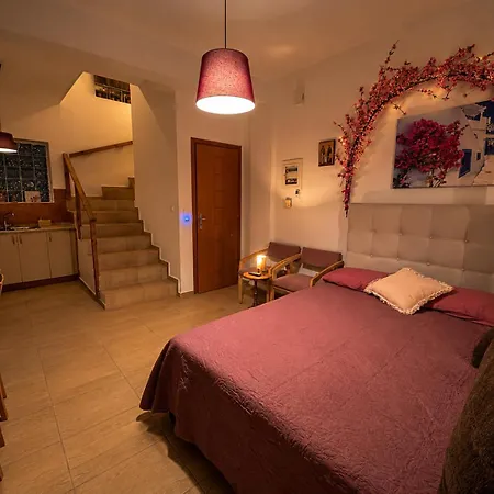 Rafaella Exclusive Private Complex
